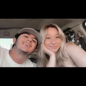 Meet your Posher, Alydia